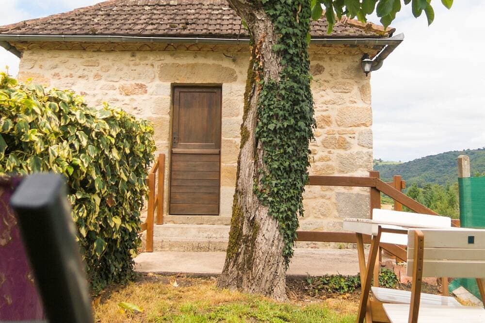 Foto 9 von 9: Maisonette in Corrèze | Wifi, TV, Terrasse und Grill, private Grünflächen
