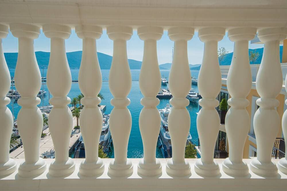 Foto 9 von 23: Luxus Regent Penthouse mit Meer und Bergblick für 6 Personen