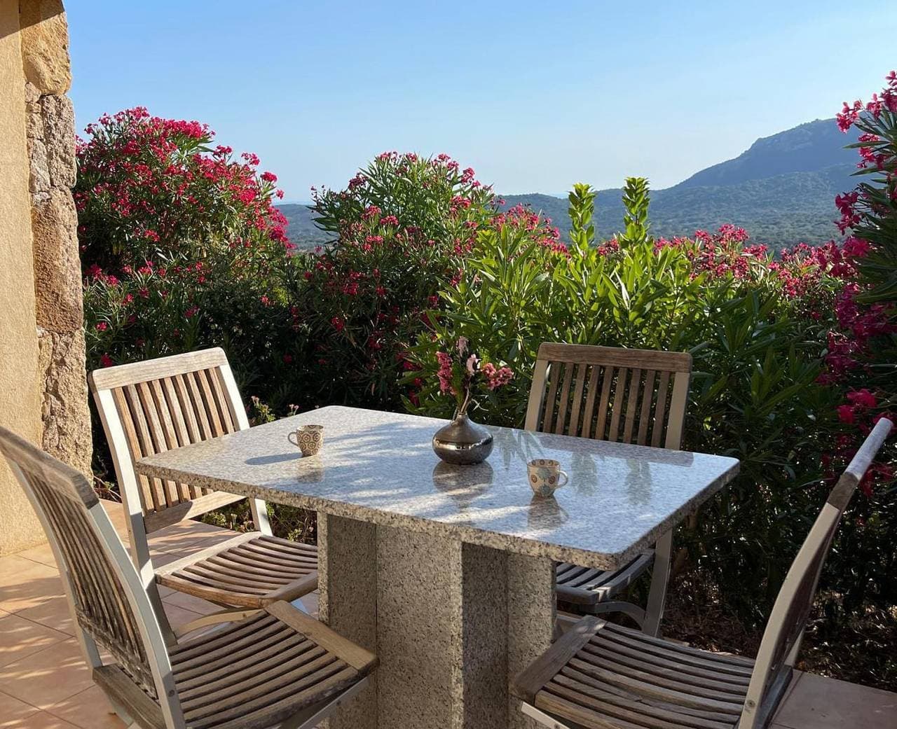 Foto 9 von 23: Ferienhaus am Meer mit Pool, Parkplatz und AC - Monacia-D'Aullène