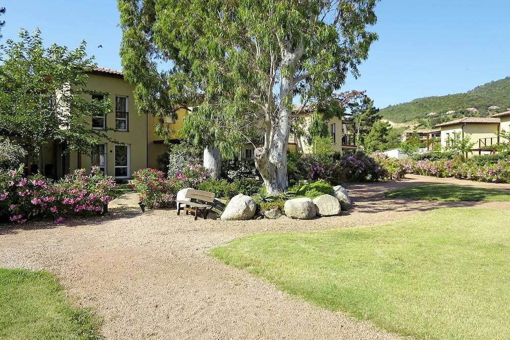 Foto 11 von 30: Schöne Wohnung für 6 Gäste mit Klimaanlage, Pool,  W-Lan, TV, Terrasse und Haustiere erlaubt