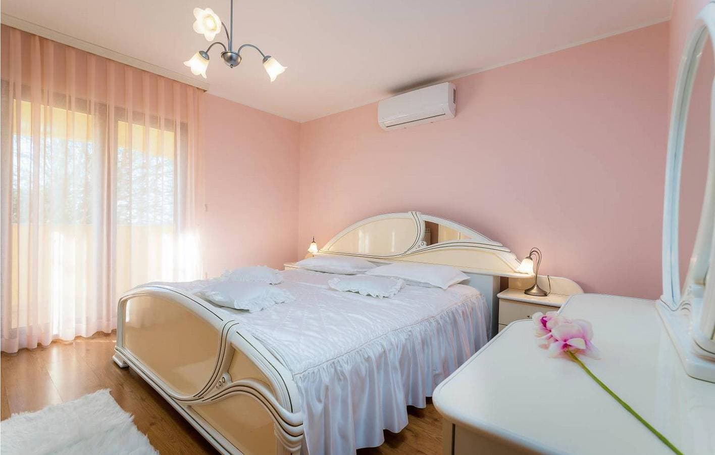 Foto 3 von 39: Apartment am Meer mit Pool, WLAN und Parkplatz