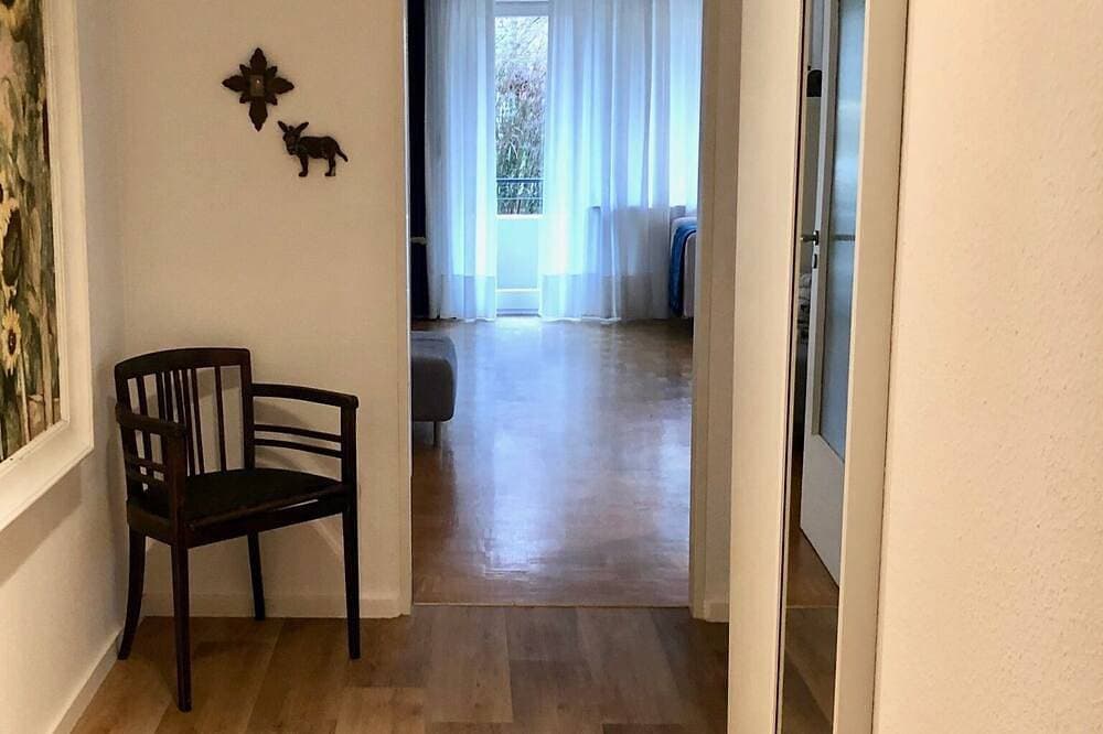 Foto 8 von 22: Sehr ruhige see- und zentrumsnahe Wohnung
