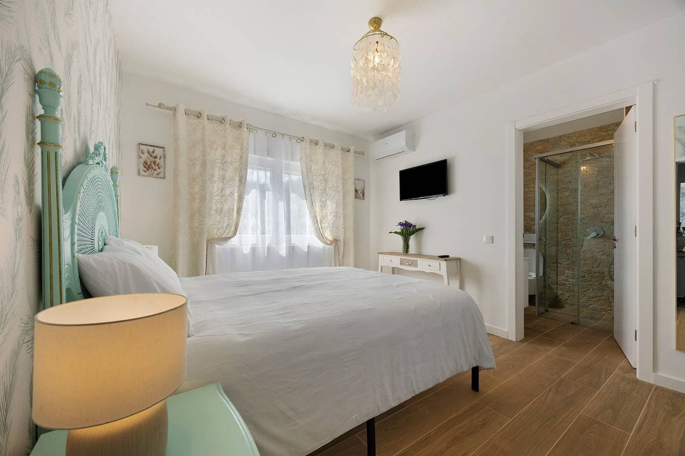 Foto 11 von 25: Zimmer 'Refúgio - Standard' mit Gemeinschaftspool, WLAN und Klimaanlage