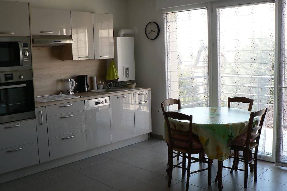 Foto 11 von 20: Komfortable Wohnung mit Wifi, TV, Balkon, Parkplatz, 2 Schlafzimmer, 1 Badezimmer, 4 Personen, 57m2