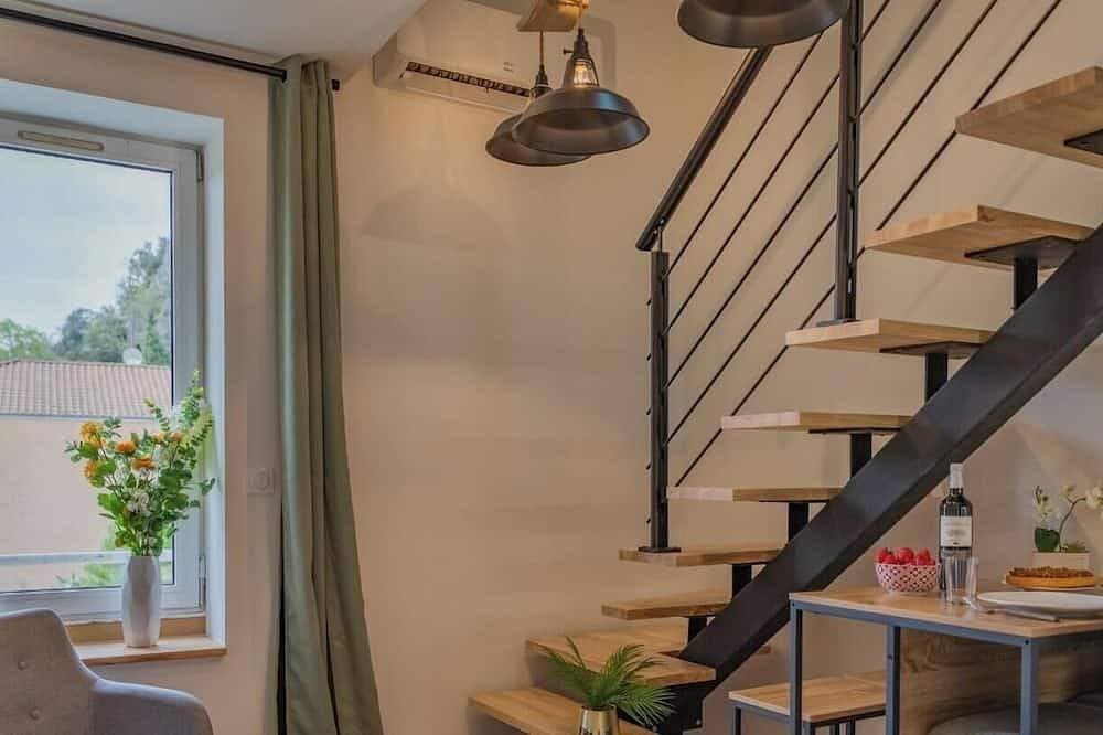 Le Cocon – Duplex in the Heart of Les Eyzies 1
