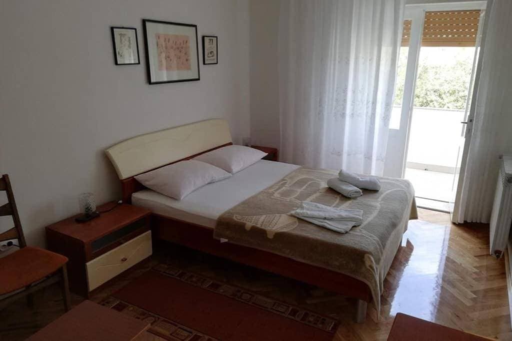 Foto 9 von 14: 4-Zimmer-Haus mit Balkon Banjol, Rab