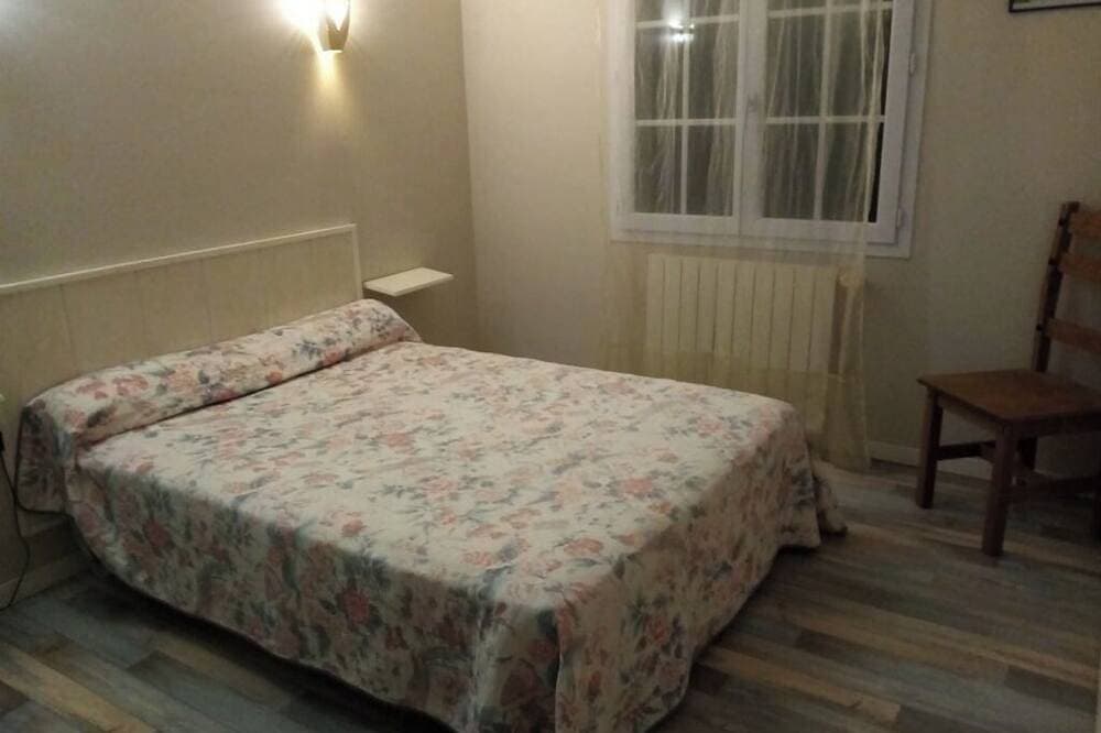Foto 2 von 12: Country house 2 minutes from the lake of St Pée in a quiet area.