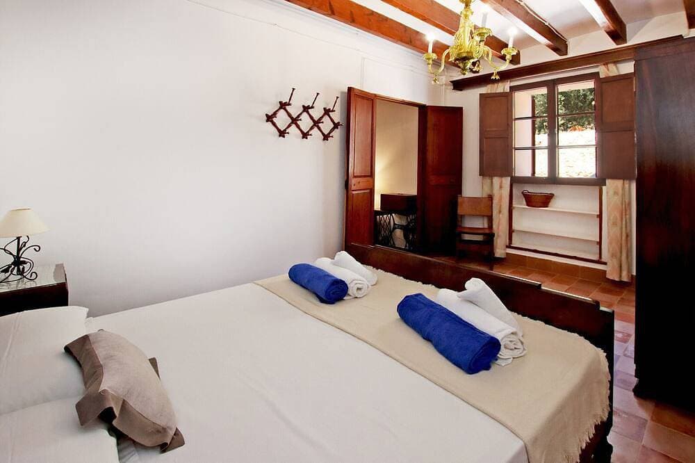 Foto 4 von 27: Sant Coste House, charming village house with pool and garden