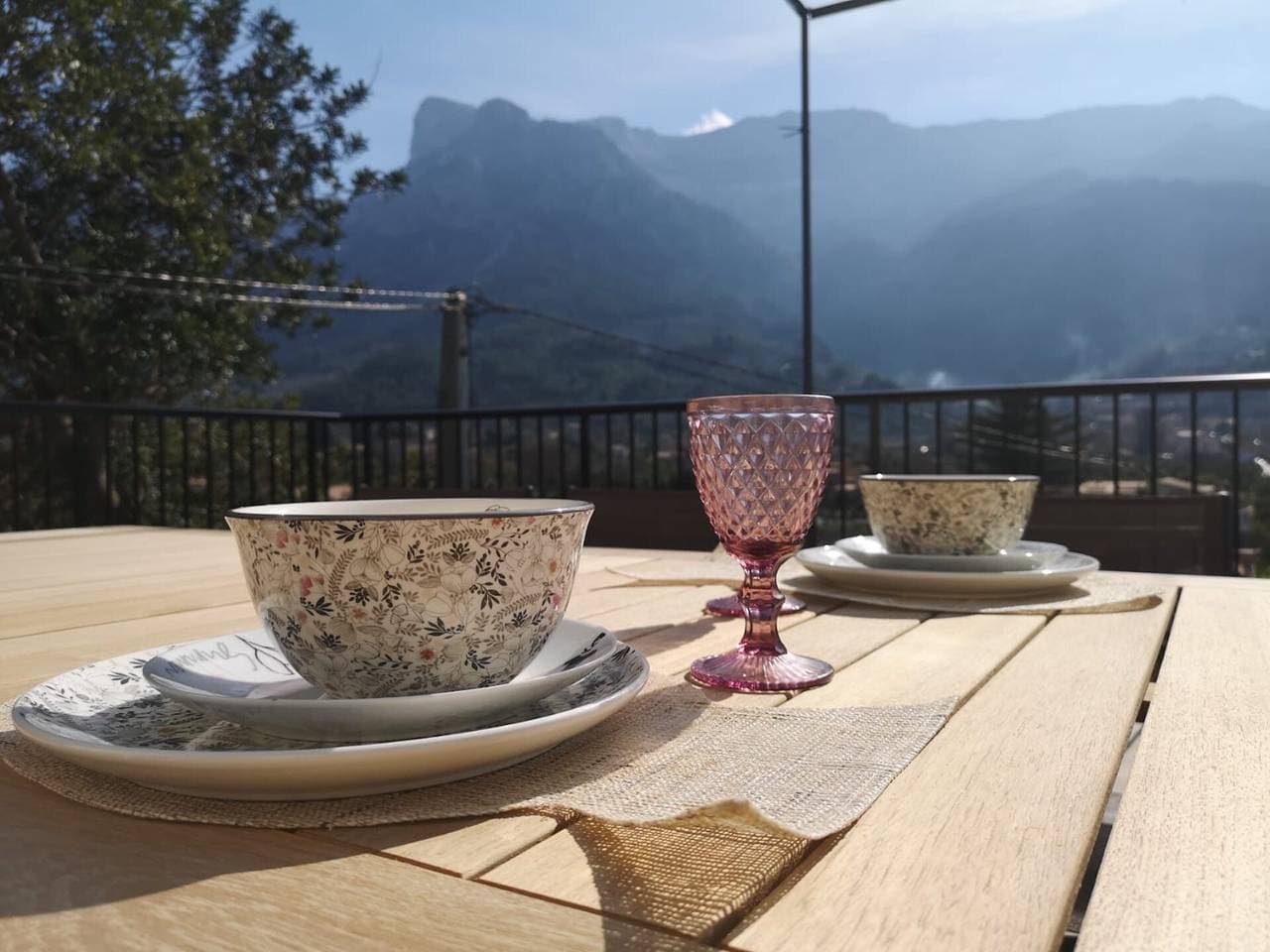 Foto 2 von 26: Villa 'Arbona Dalt' mit Bergblick, WLAN und Klimaanlage