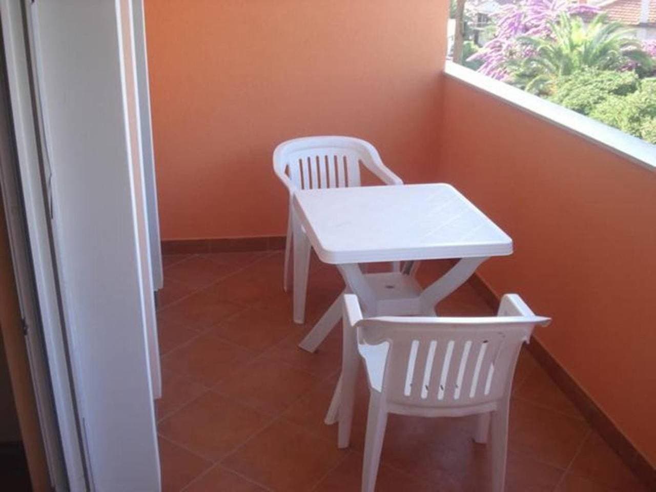 Foto 10 von 28: Ferienwohnung für 4 Personen mit Balkon