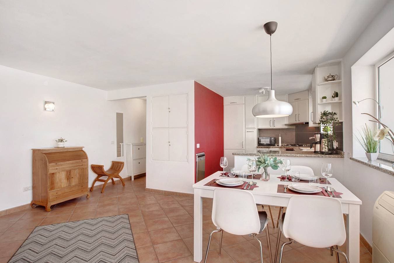 Foto 10 von 29: Ferienwohnung 'Apartment Seaside' mit Meerblick, WLAN und Klimaanlage