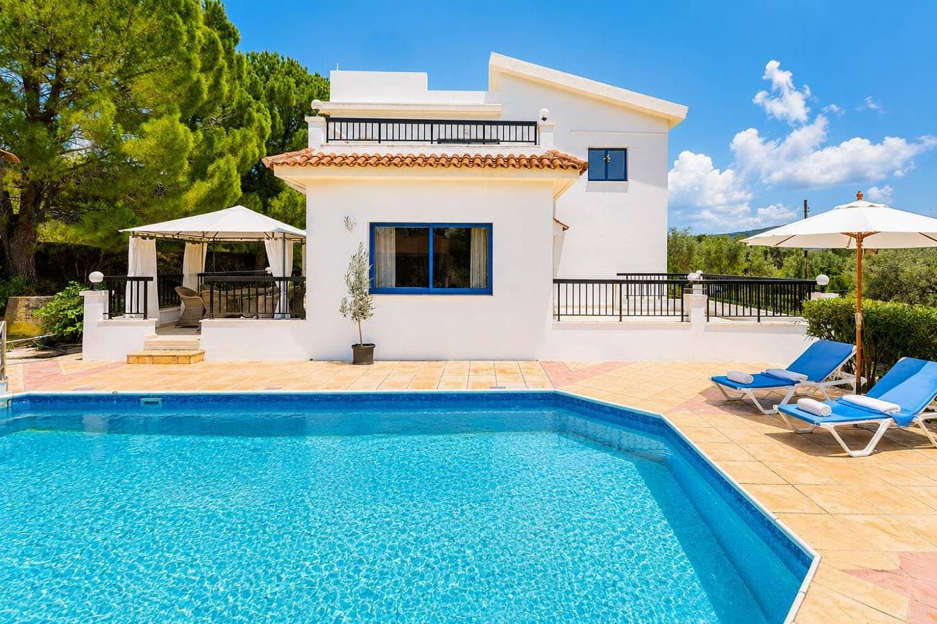 Foto 3 von 16: Villa für 4 Personen mit Terrasse