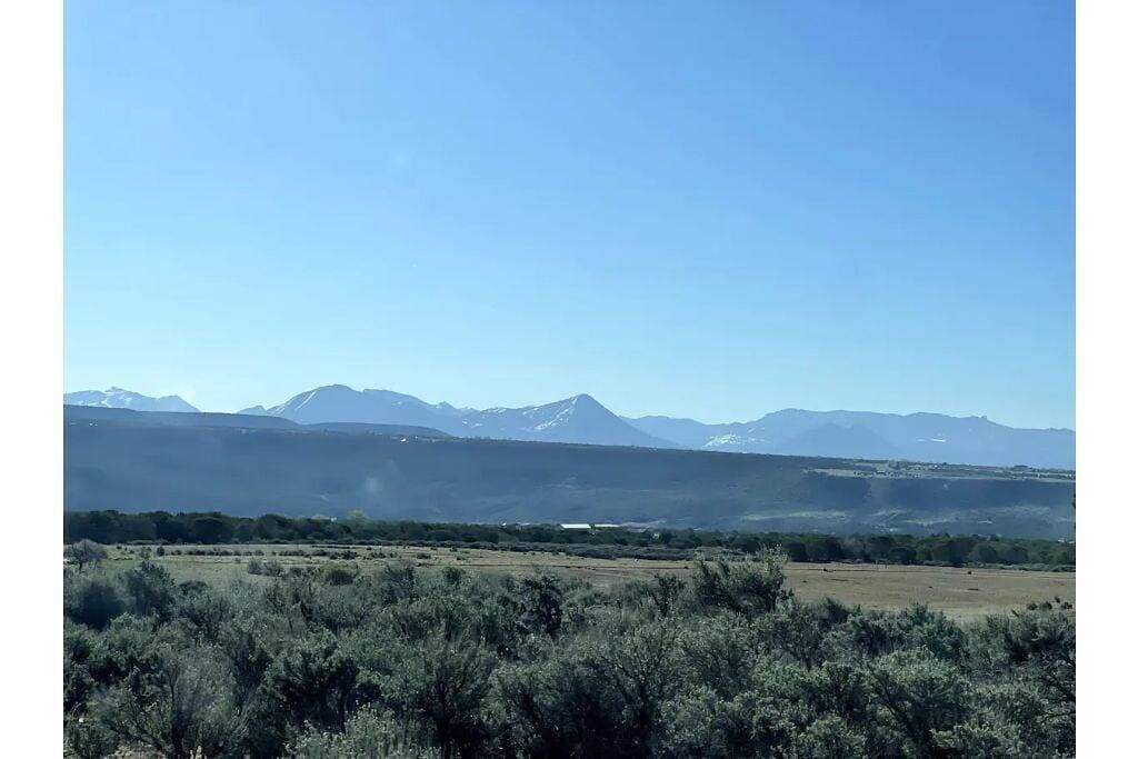 Foto 10 von 43: Home on the mesa’s edge the Proverbial Million Dollar View, jacuzzi and orchard