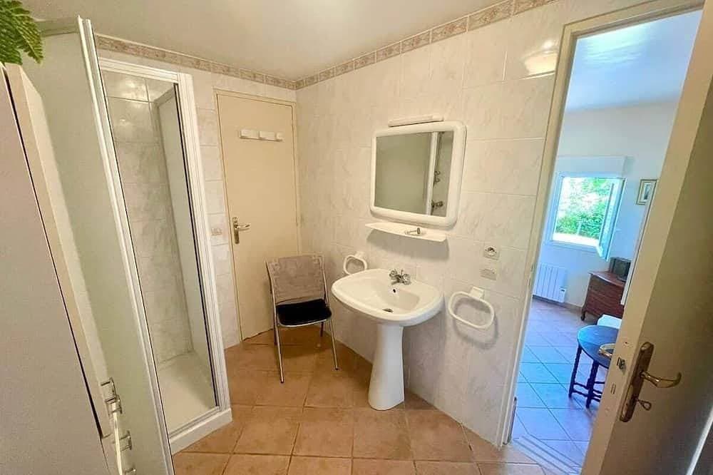 Foto 11 von 30: Spacious \"Bellevue\" duplex with ocean views, 50 meters from the beach.