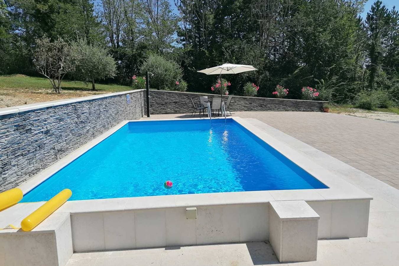 Foto 10 von 33: 1-Zimmer-Haus mit Terrasse Lindar, Sredisnja Istra K-14189