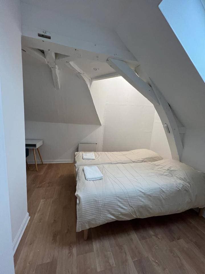 Foto 7 von 11: Two-Bedroom Apartment