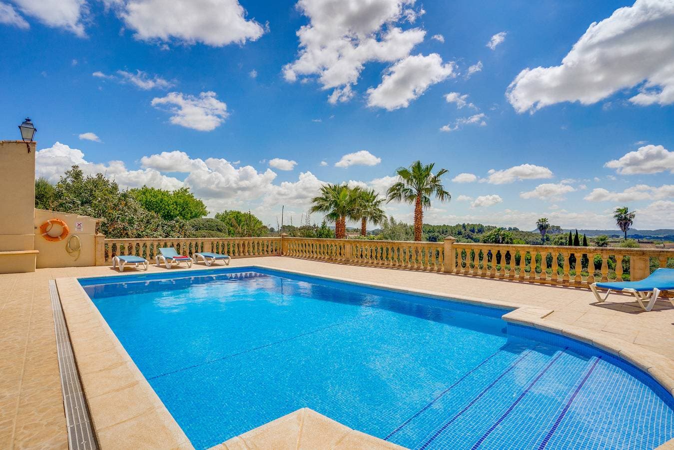 Foto 2 von 46: Finca Bielo für 8 Personen mit Schwimmbad in Lloret
