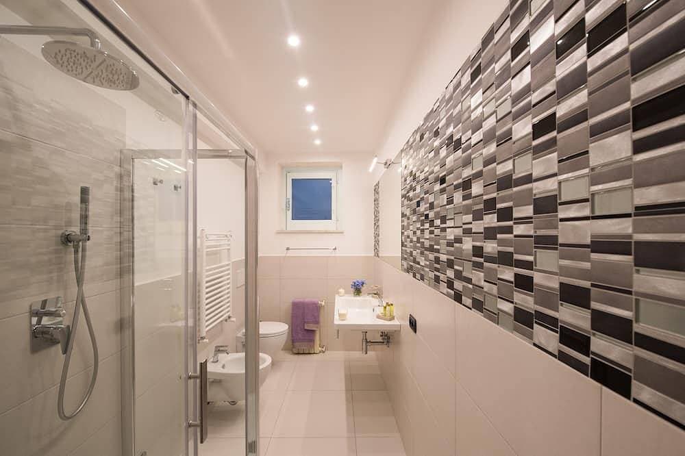 Foto 5 von 15: Stylish Apartment Close to beach - Al Corso 8 by Amalfivacation.It