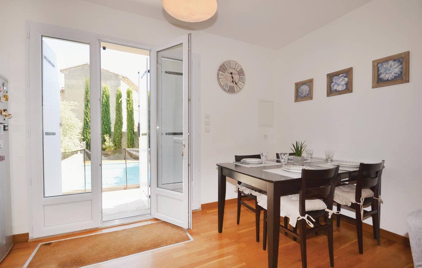 Foto 4 von 32: Sorgue Garden Wohnung mit AC, Pool und Parkplatz