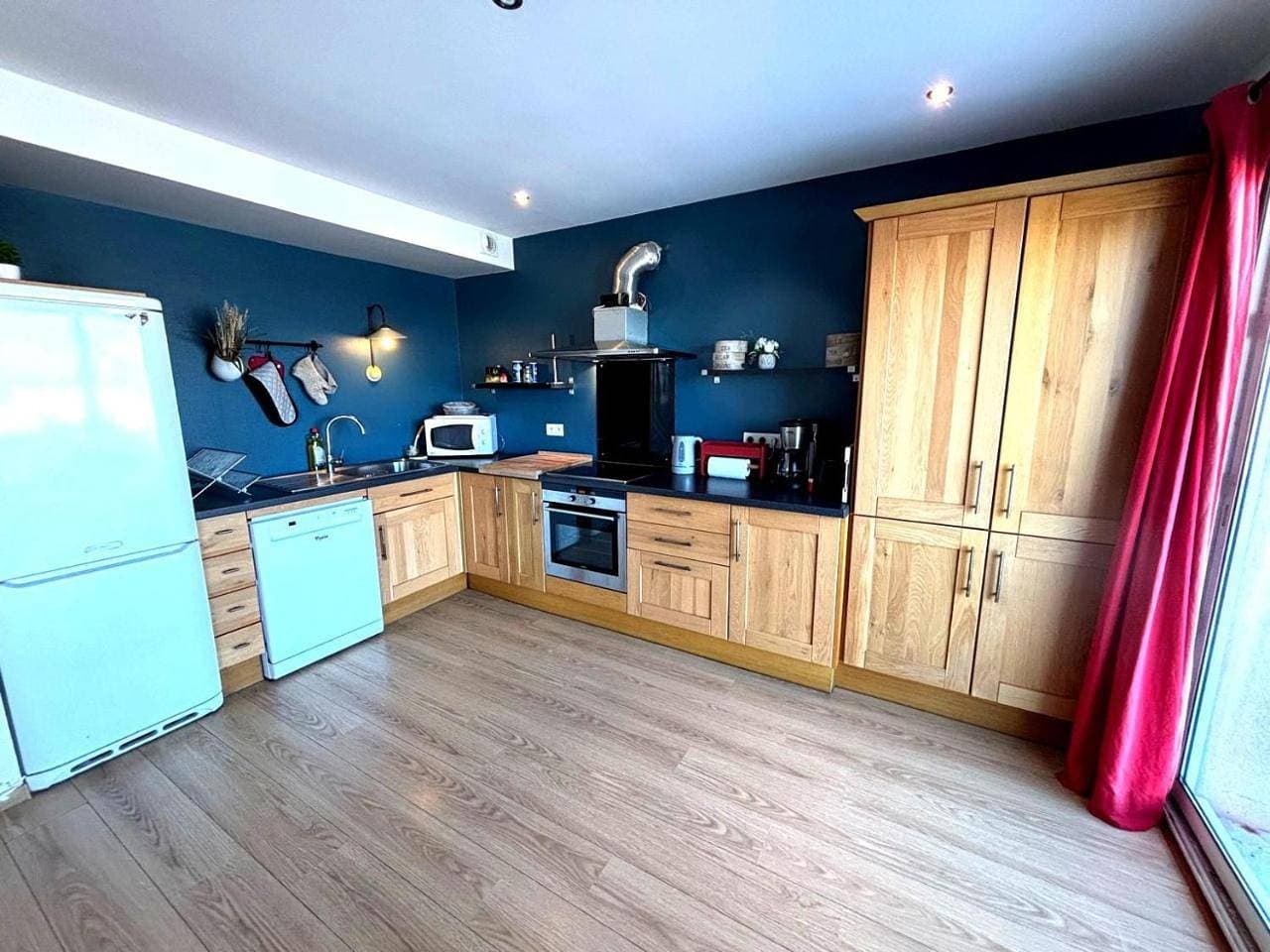 Foto 10 von 21: Apartment with Sea View
