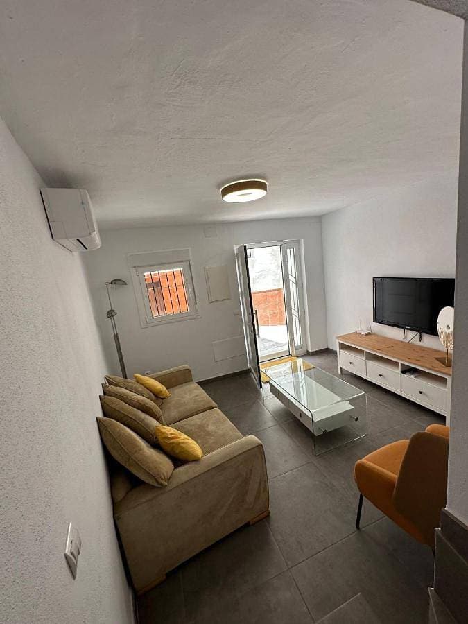 Foto 3 von 18: Two-Bedroom House