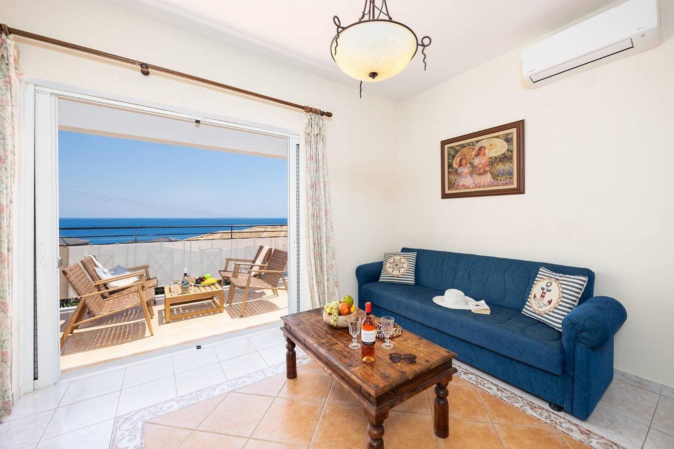 Foto 13 von 34: Villa für 6 Personen mit Balkon