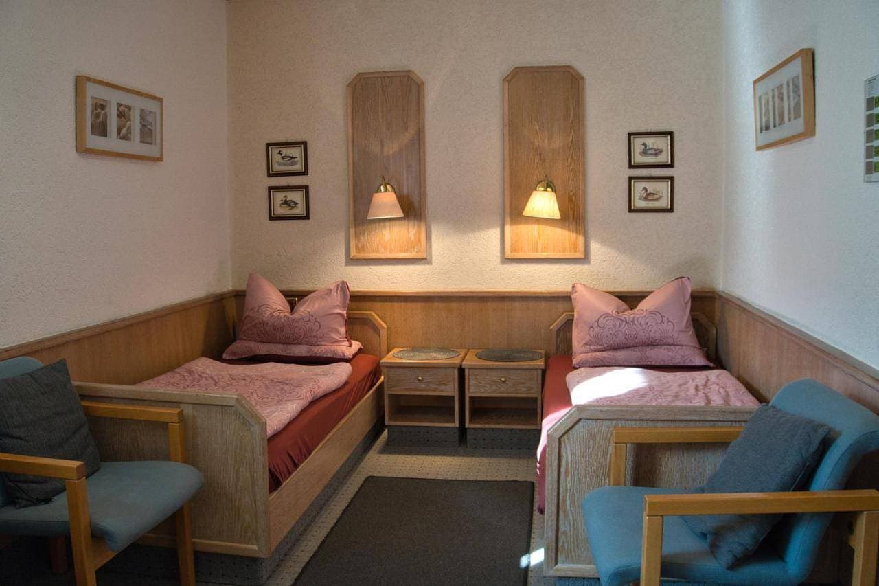 Foto 8 von 9: Budget Double Room