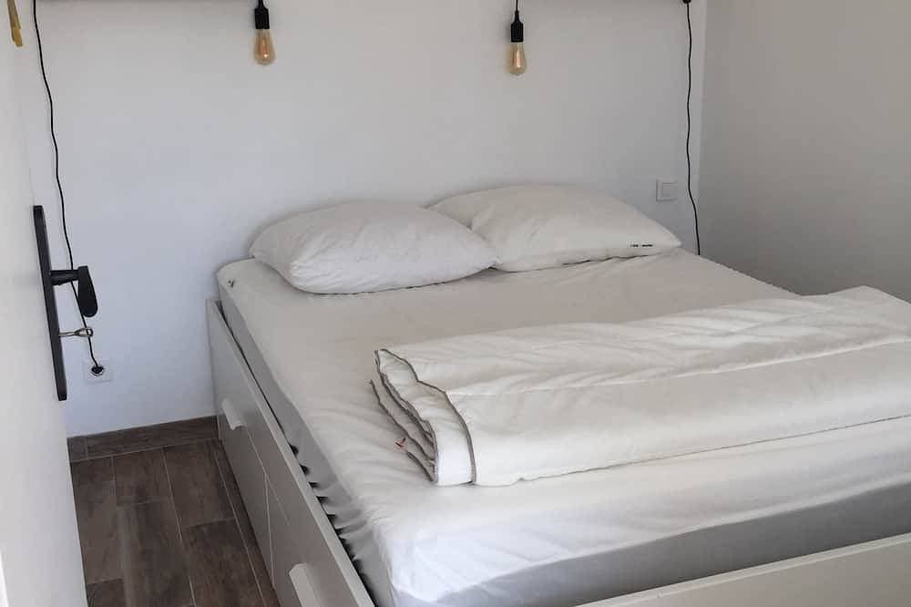 Foto 3 von 15: Haus von 25 M2 ca.  Renoviert mit großer Terrasse von ca. 20 m2.