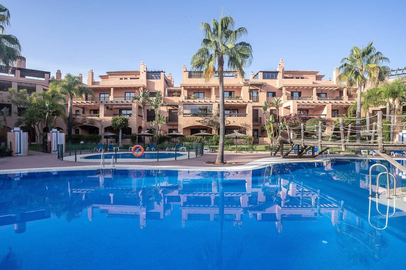 Apartamento entre Estepona-marbella 1