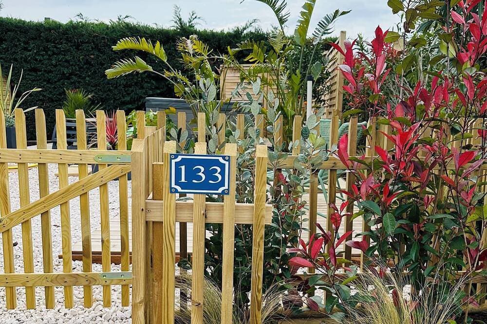Foto 8 von 23: 6-person air-conditioned luxury bungalow with private Jacuzzi in enclosed garden