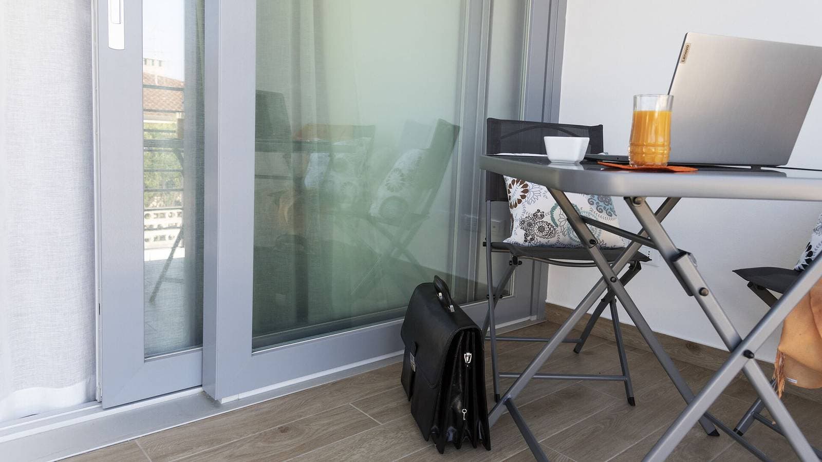 Foto 9 von 38: Ferienwohnung für 3 Personen mit Garten