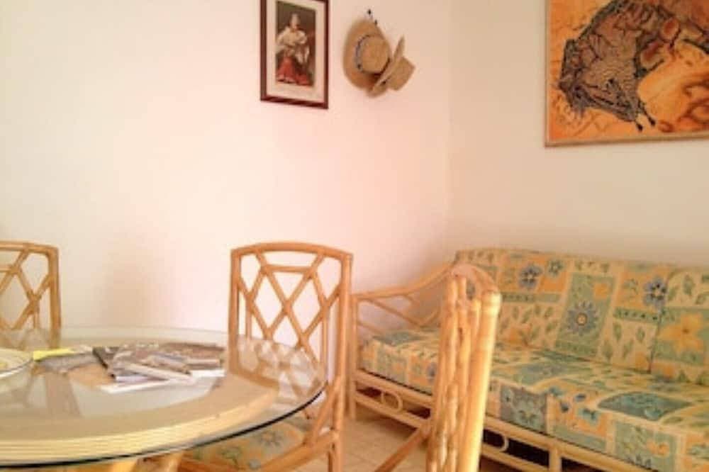 Foto 3 von 10: Vila Monte Luz - 1, Tolle FeWo für 2 Personen, Pool, direkt am Meer in 1A Lage