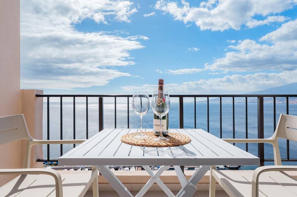 Oceanview Apartment with Balcony 1