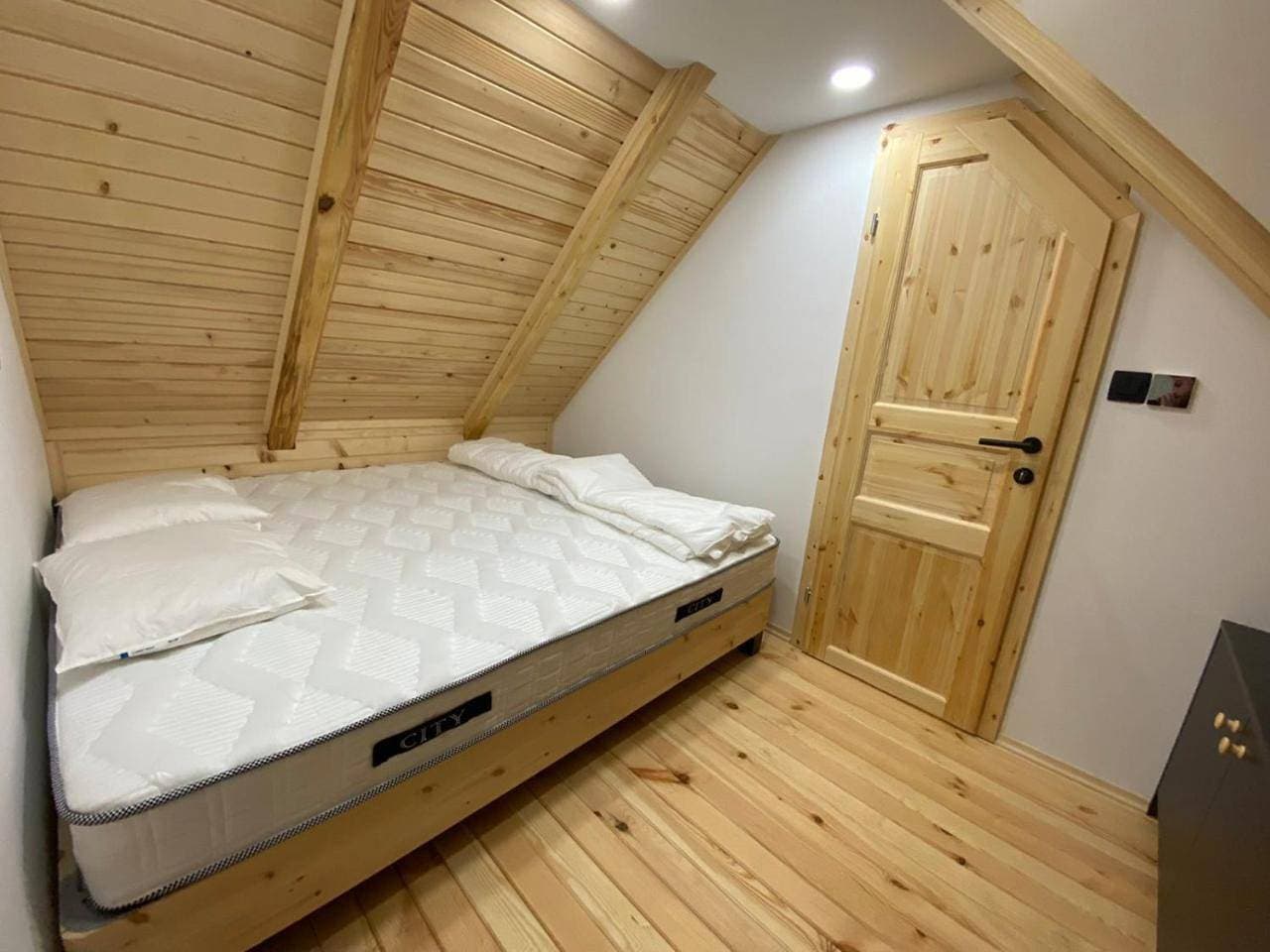 Foto 10 von 16: Two-Bedroom Chalet