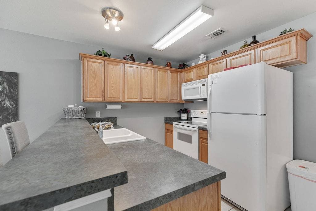 Foto 7 von 48: Gemütliche Wohnung auf der Guadalupe in New Braunfels, Ultra-Private End Unit!
