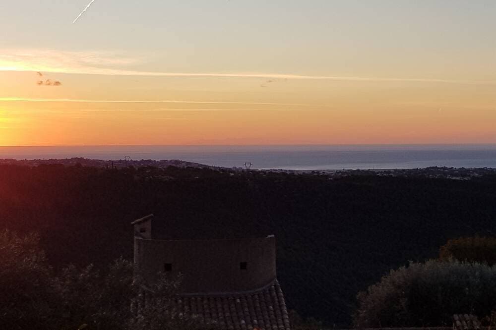 Foto 9 von 14: Appartement Vue Mer an der Côte d' Azur mit Gartenanteil für 2 - 3 Personen