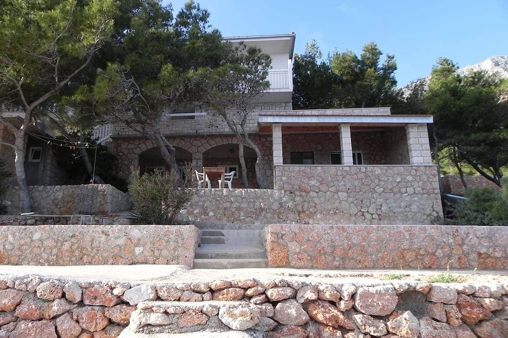 Foto 5 von 14: 2-Zimmer-Ferienwohnung am Strand Sveta Nedilja, Hvar