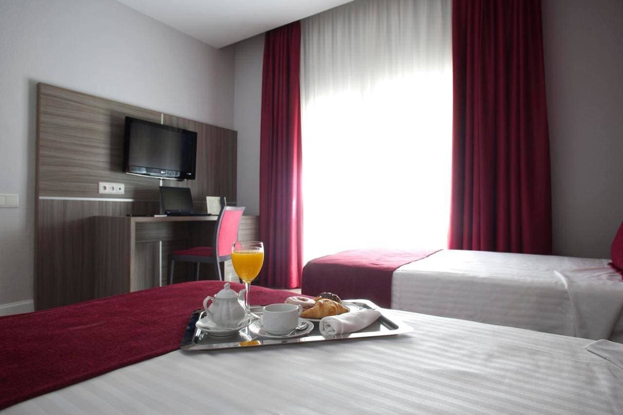 Foto 3 von 28: Hotel für 10 Personen
