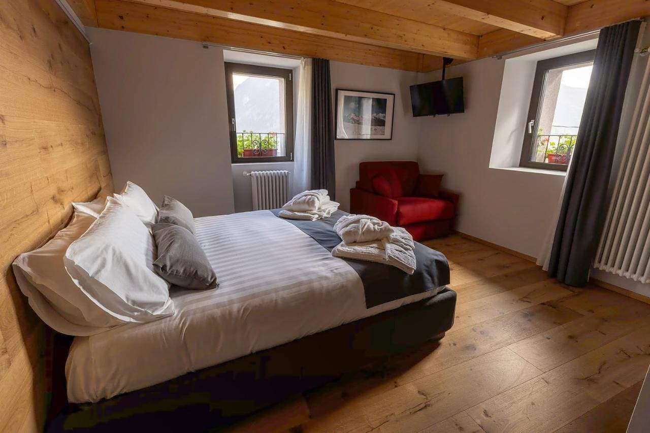 Foto 4 von 9: King Room with Mountain View