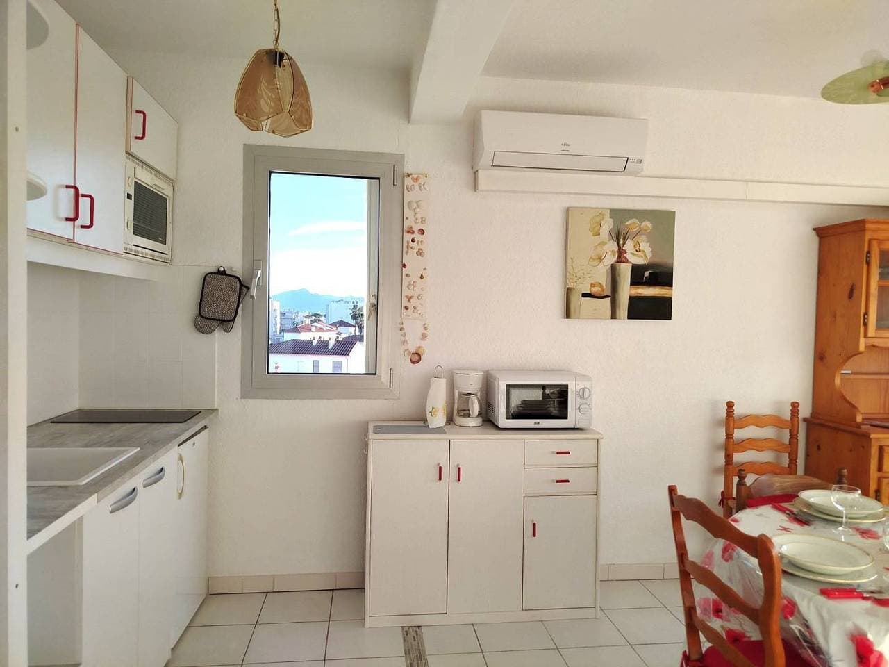 Foto 11 von 32: Ferienwohnung für 4 Personen mit Terrasse