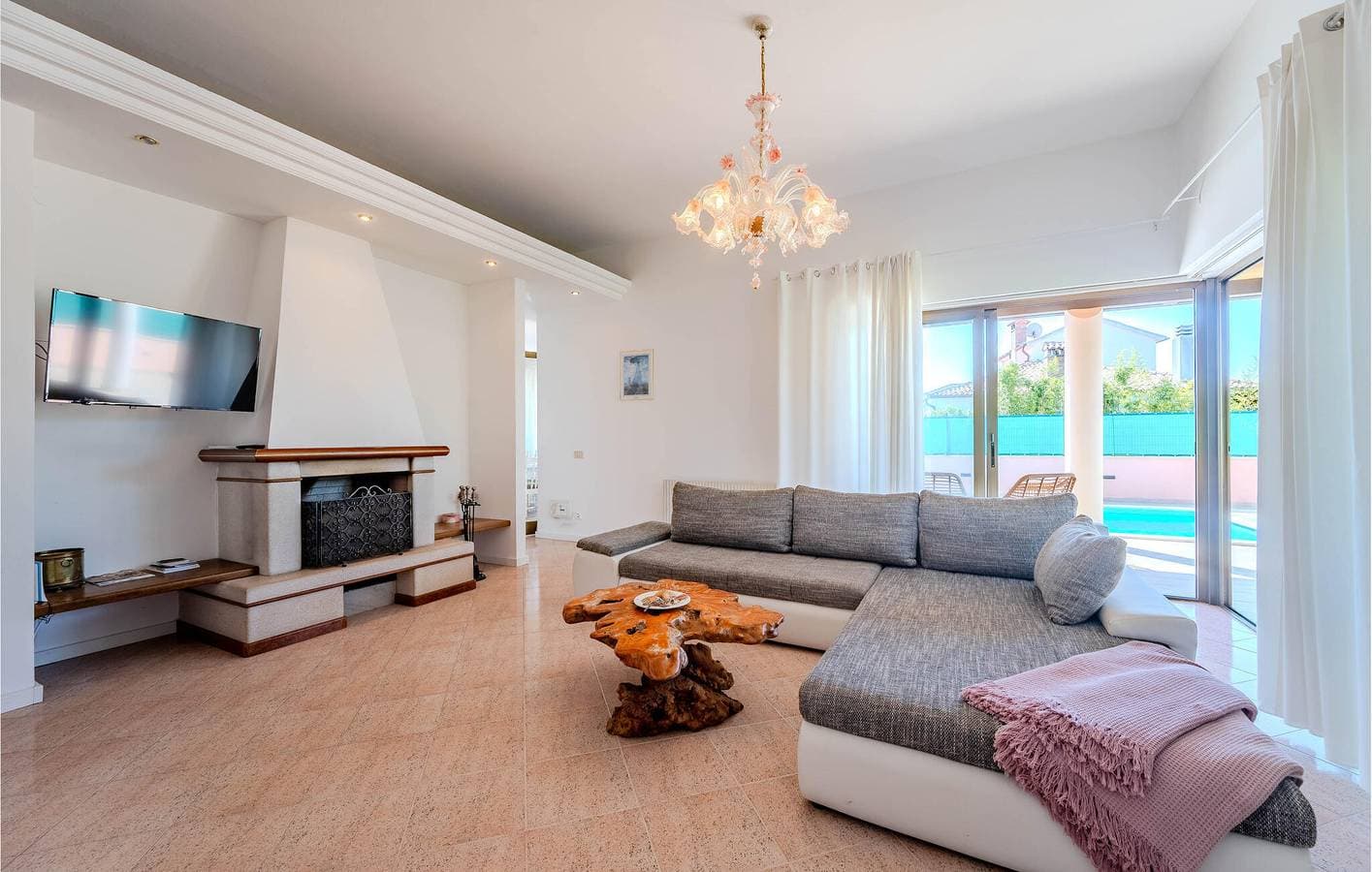 Foto 6 von 34: Modernes Apartment mit Terrasse, WLAN und Parkplatz in der Nähe des Stadtzentrums von Buje