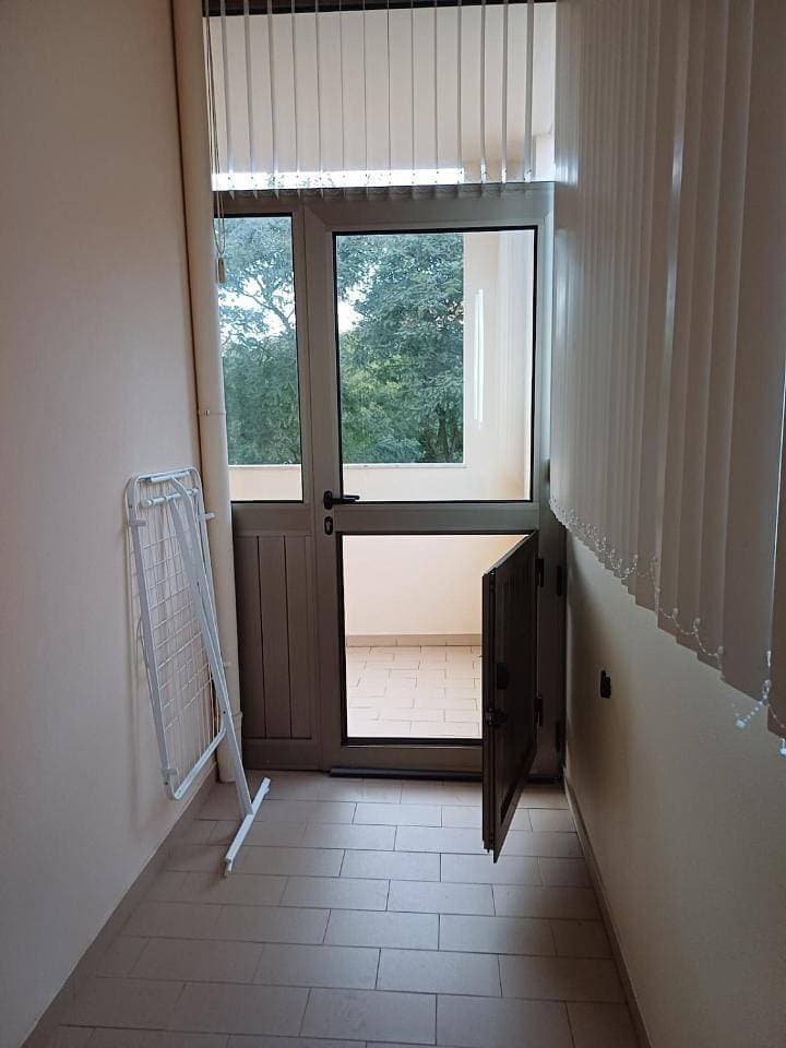 Foto 7 von 72: Three-Bedroom Apartment with Balcony