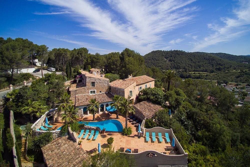 Foto 10 von 30: Manor House at Masia Nur Sitges ( adults only, very stylisch)  )