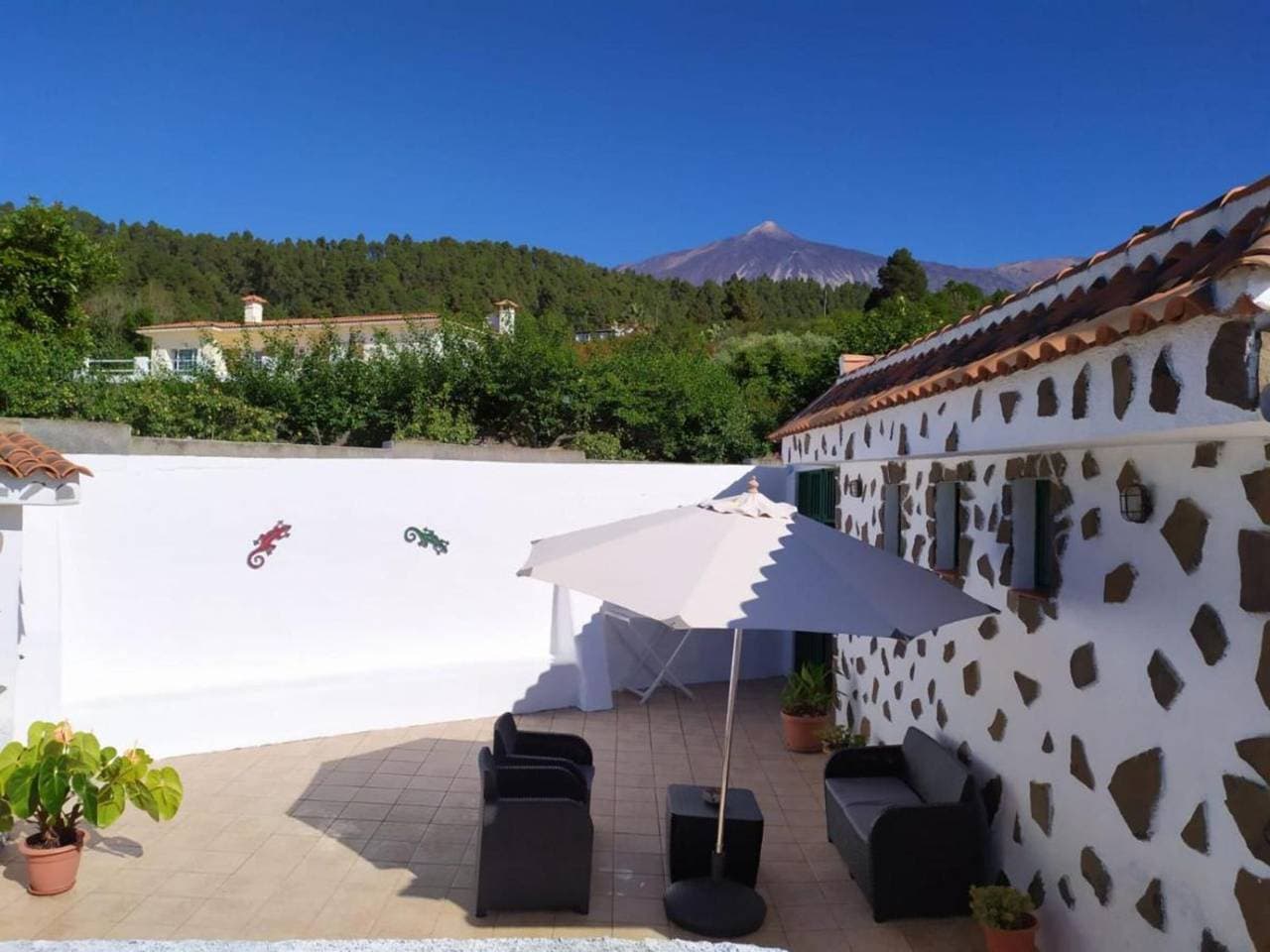 Foto 4 von 39: Ferienhaus LaCerca mit Meerblick, Pool, WLAN und Garten