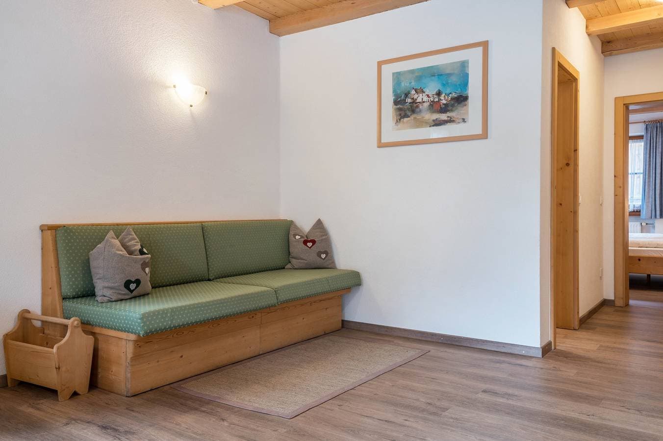 Foto 13 von 33: Ferienwohnung 'Kranebitterhof Edelweiss' mit Bergblick, Gemeinschaftsgarten und WLAN