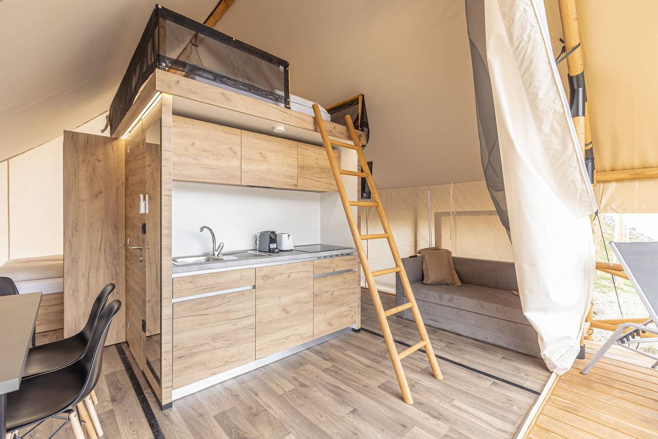 Foto 4 von 25: Luxus Zelt Safari für 4 Personen