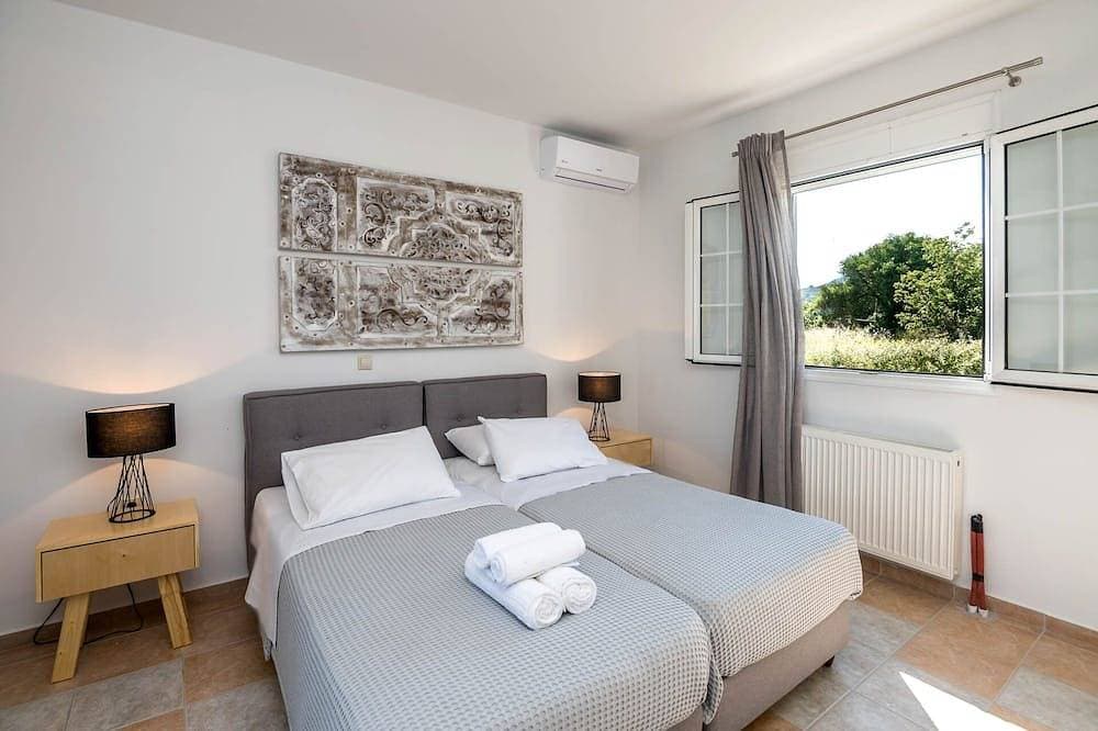 Foto 6 von 29: Luxuriöse Villa ★ Privater Pool ★ Schlafmöglichkeiten für 6 ★ Meerblick ★ Kostenloses Parken