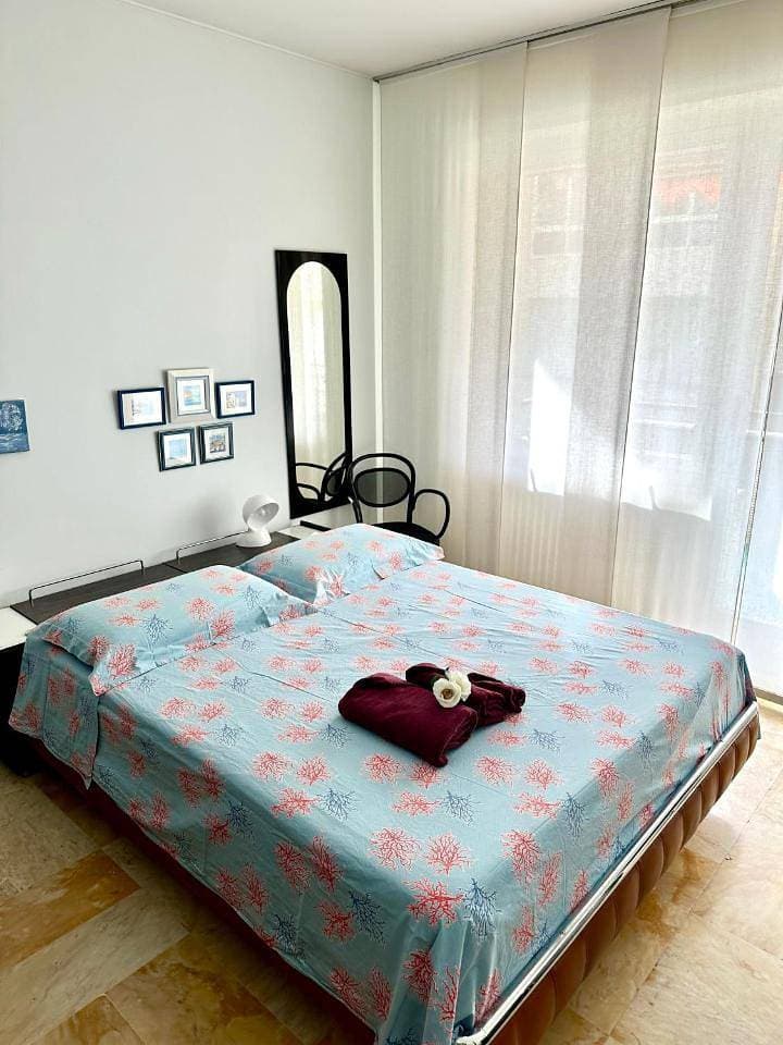 Foto 9 von 27: Two-Bedroom Apartment with Terrace and Sea View