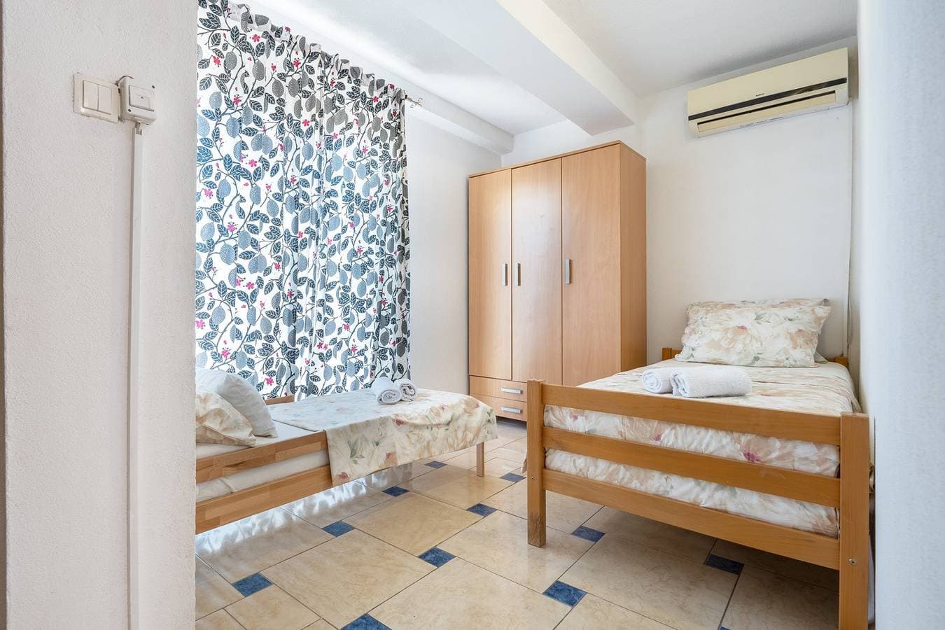 Foto 10 von 20: Ferienwohnung für 10 Personen mit Balkon/Terrasse