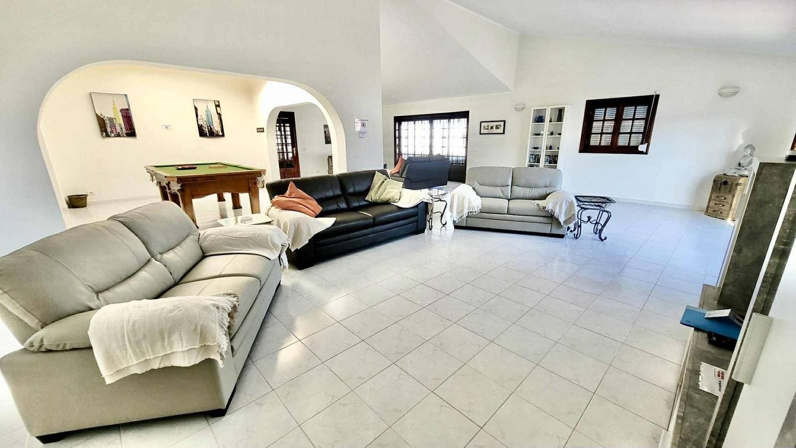 Foto 7 von 36: Villa für 8 Personen mit Garten